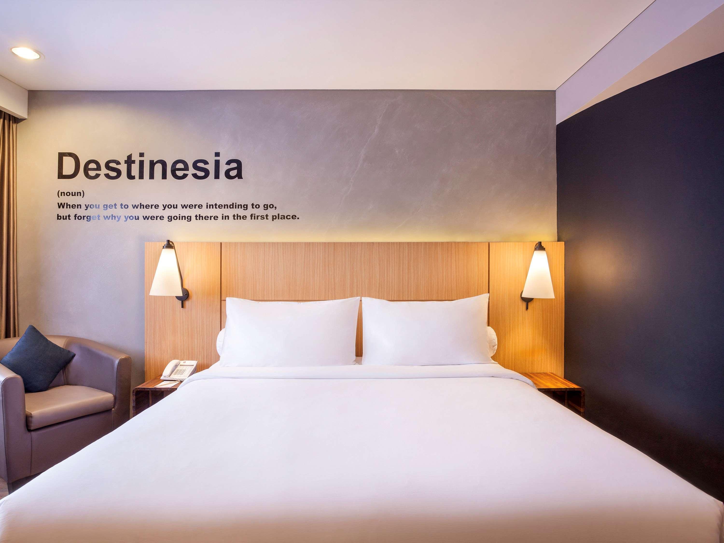 Ibis Pontianak City Center Екстер'єр фото