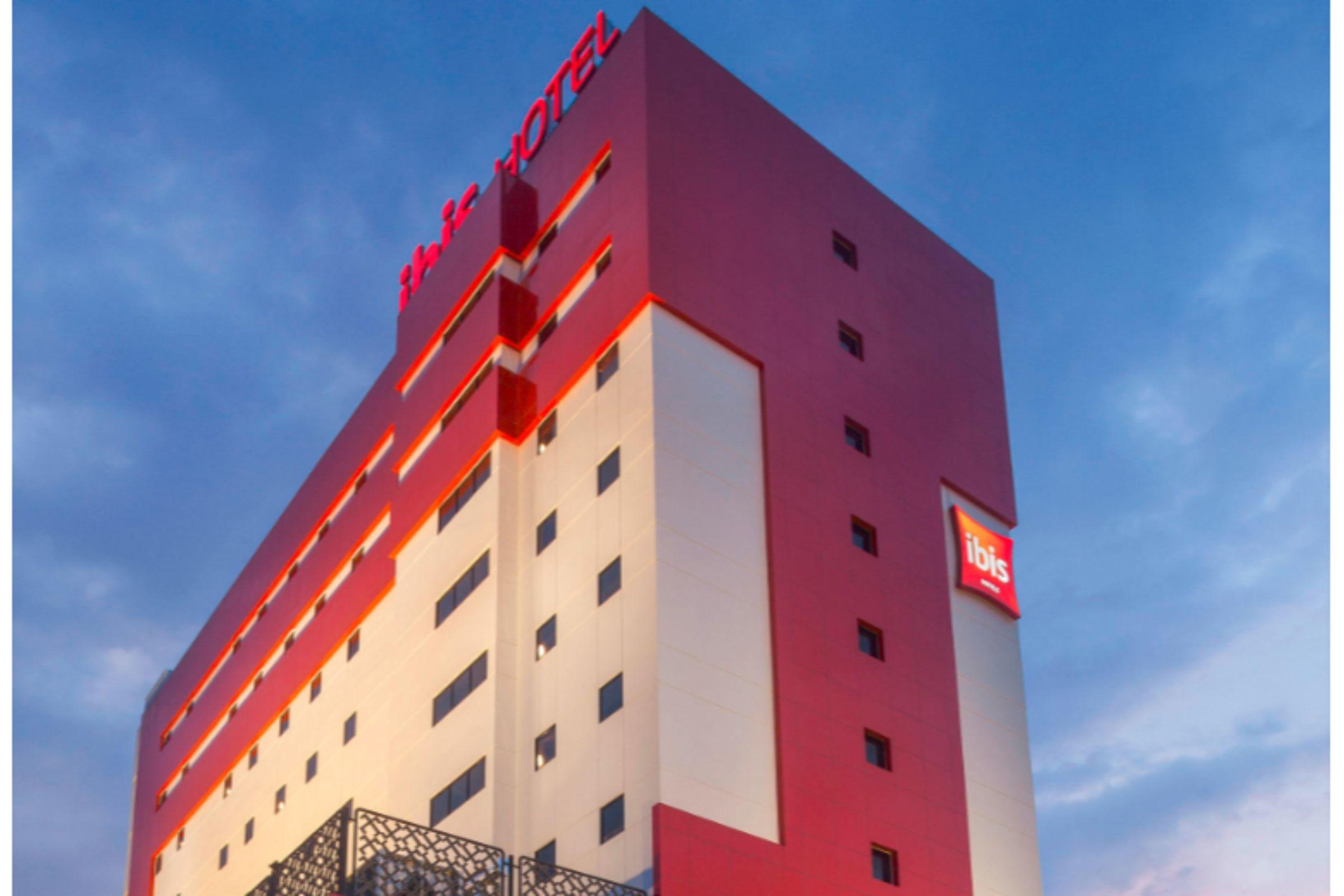 Ibis Pontianak City Center Екстер'єр фото