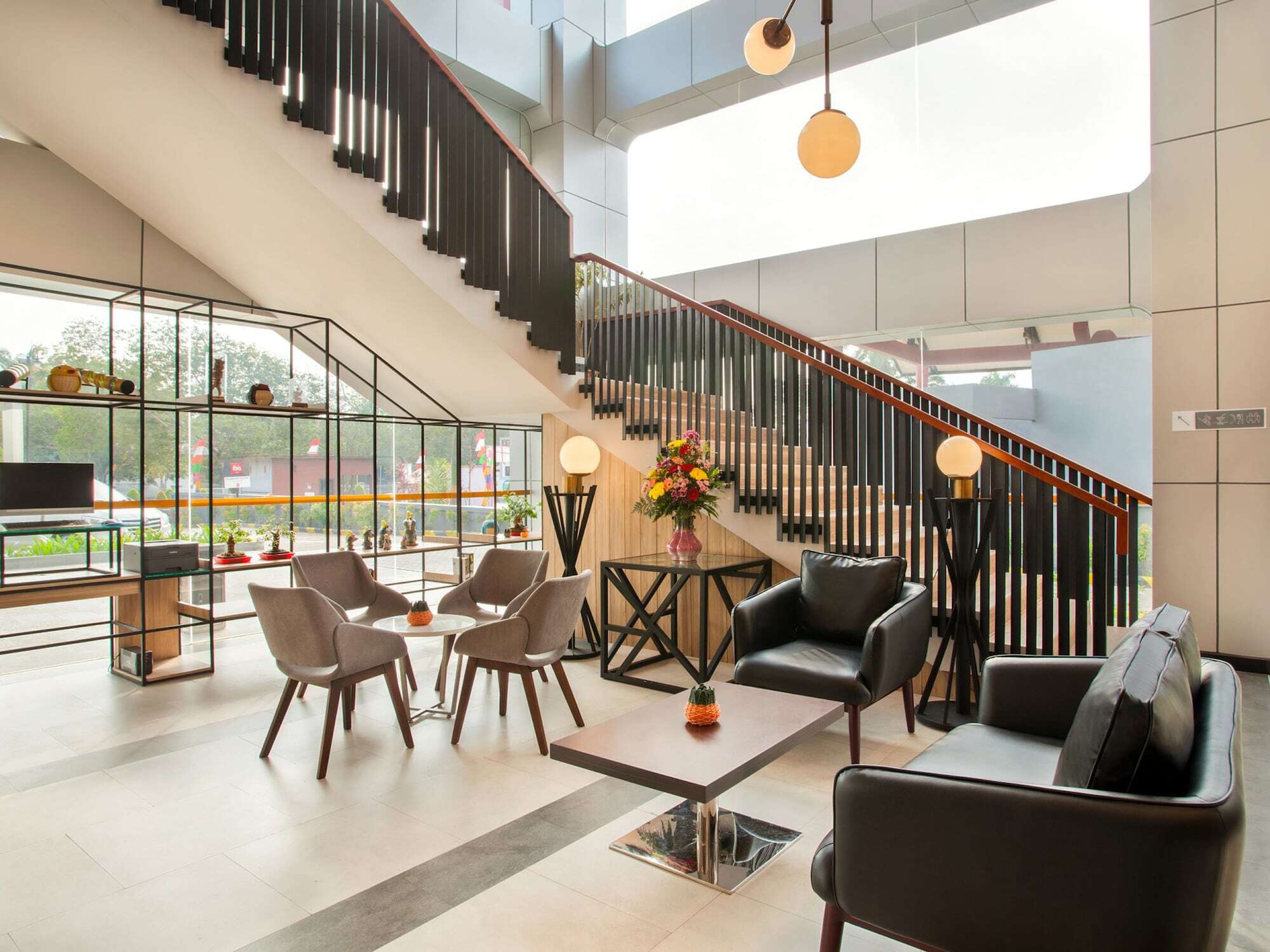 Ibis Pontianak City Center Екстер'єр фото
